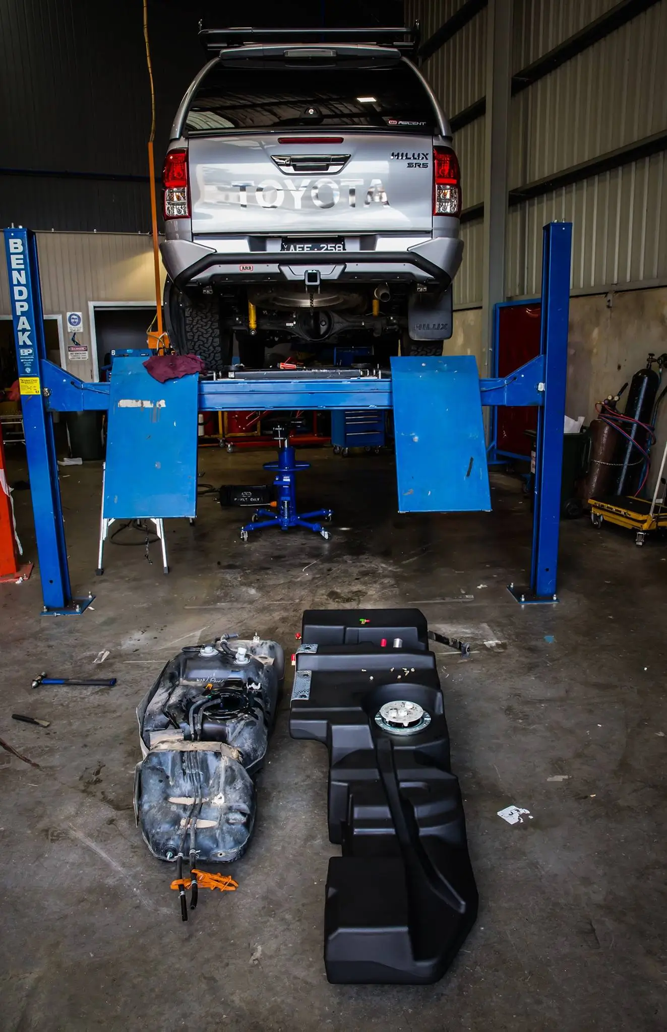 Топливный бак 140 л ARB FRONTIER DIESEL HILUX REVO 2015 +