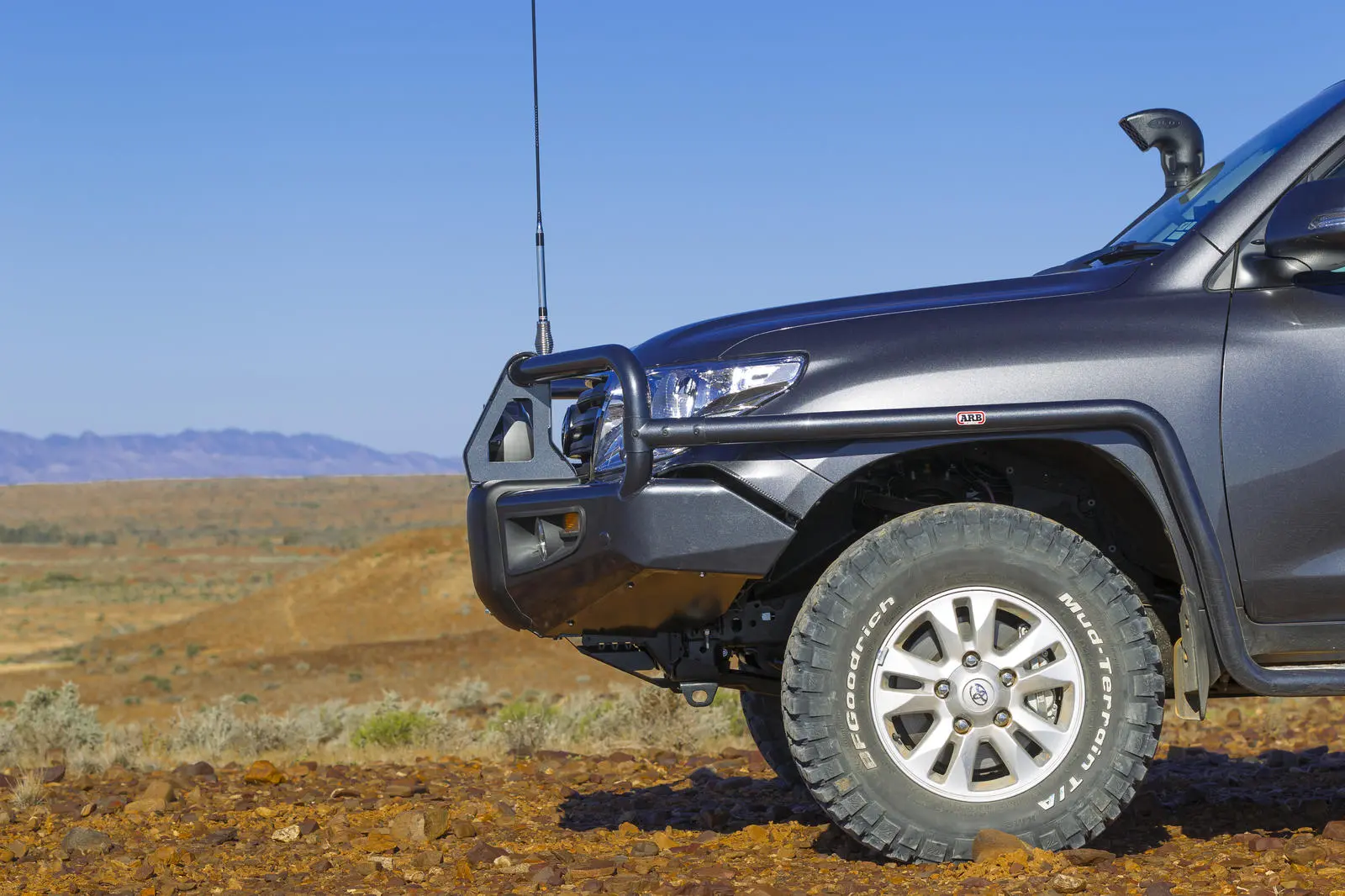 Бампер передний TLC 200 120N INC HLW Models