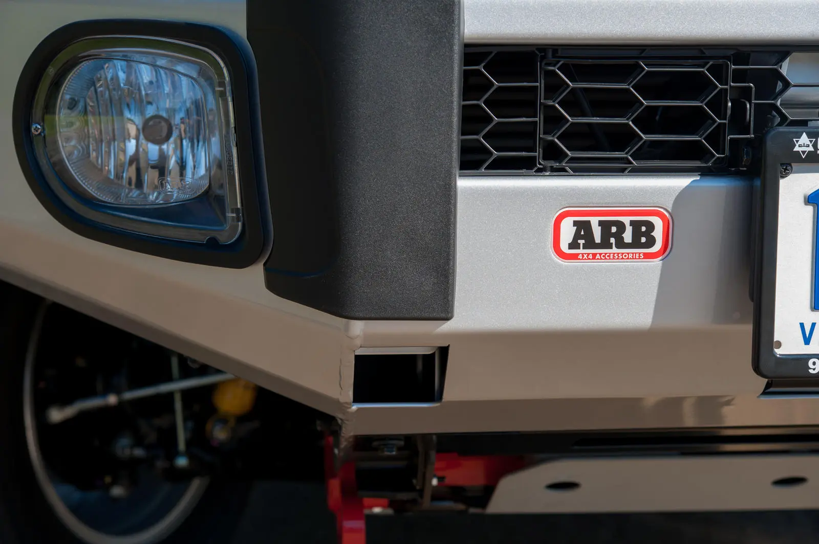 Бампер  D-Max 11/16 on (Facelift Model)