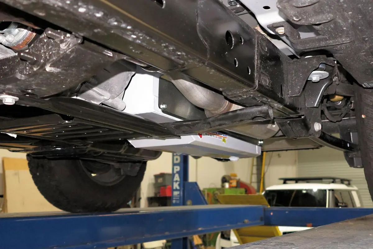 Топливный бак 70л