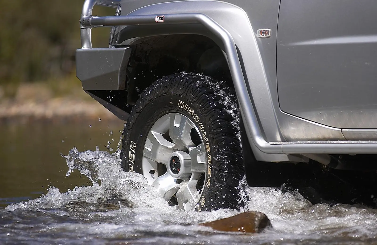 Подножка с защитой крыла Nissan Patrol 04on