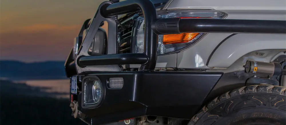 Бампер передний силовой