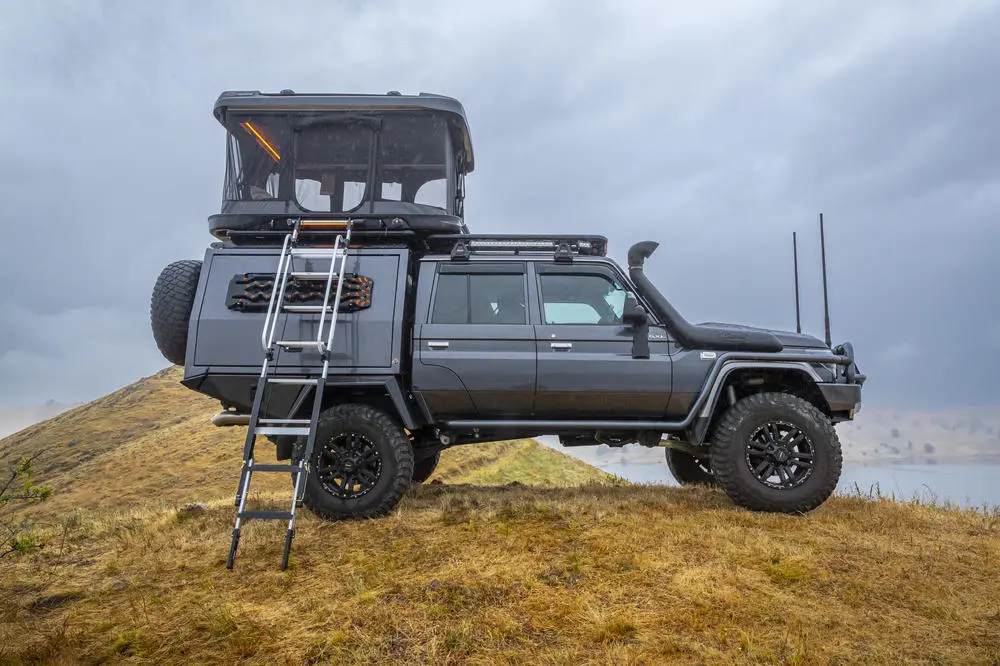 Палатка на крышу автомобиля ARB Altitude