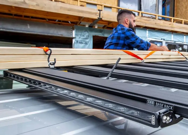 Светодиодная панель к багажнику Arb Base Rack