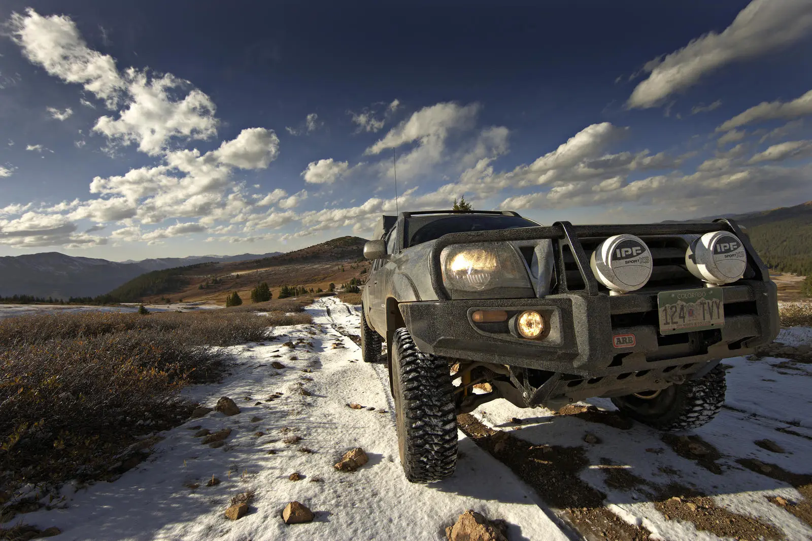 Бампер Tacoma 05-11 