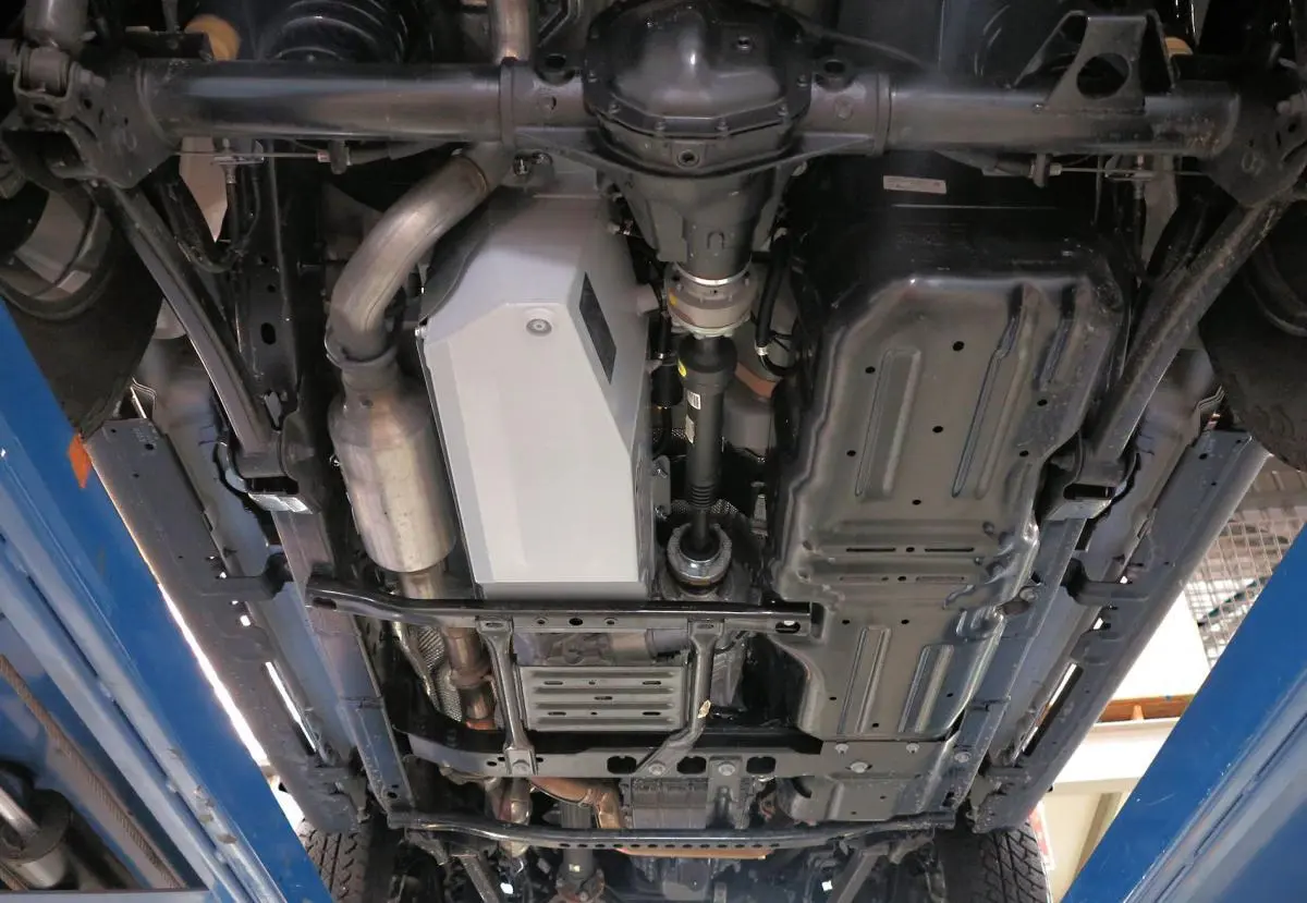 Топливный бак 70л