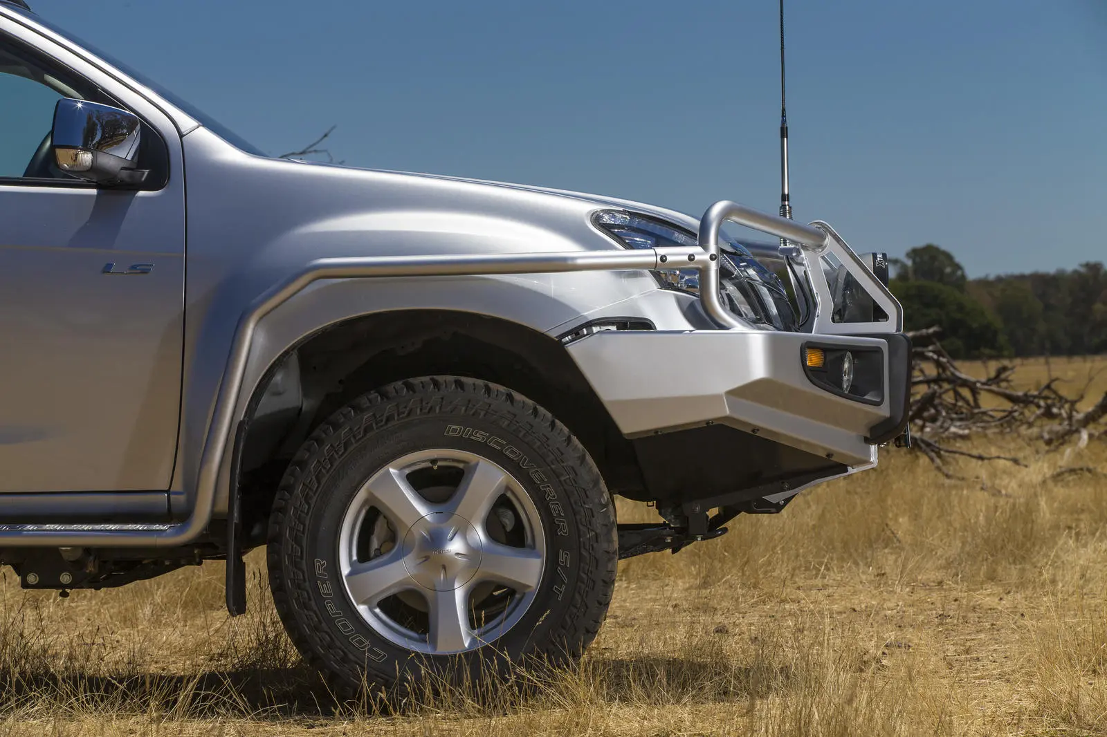 Защита крыла COLORADO/DMAX 12ON