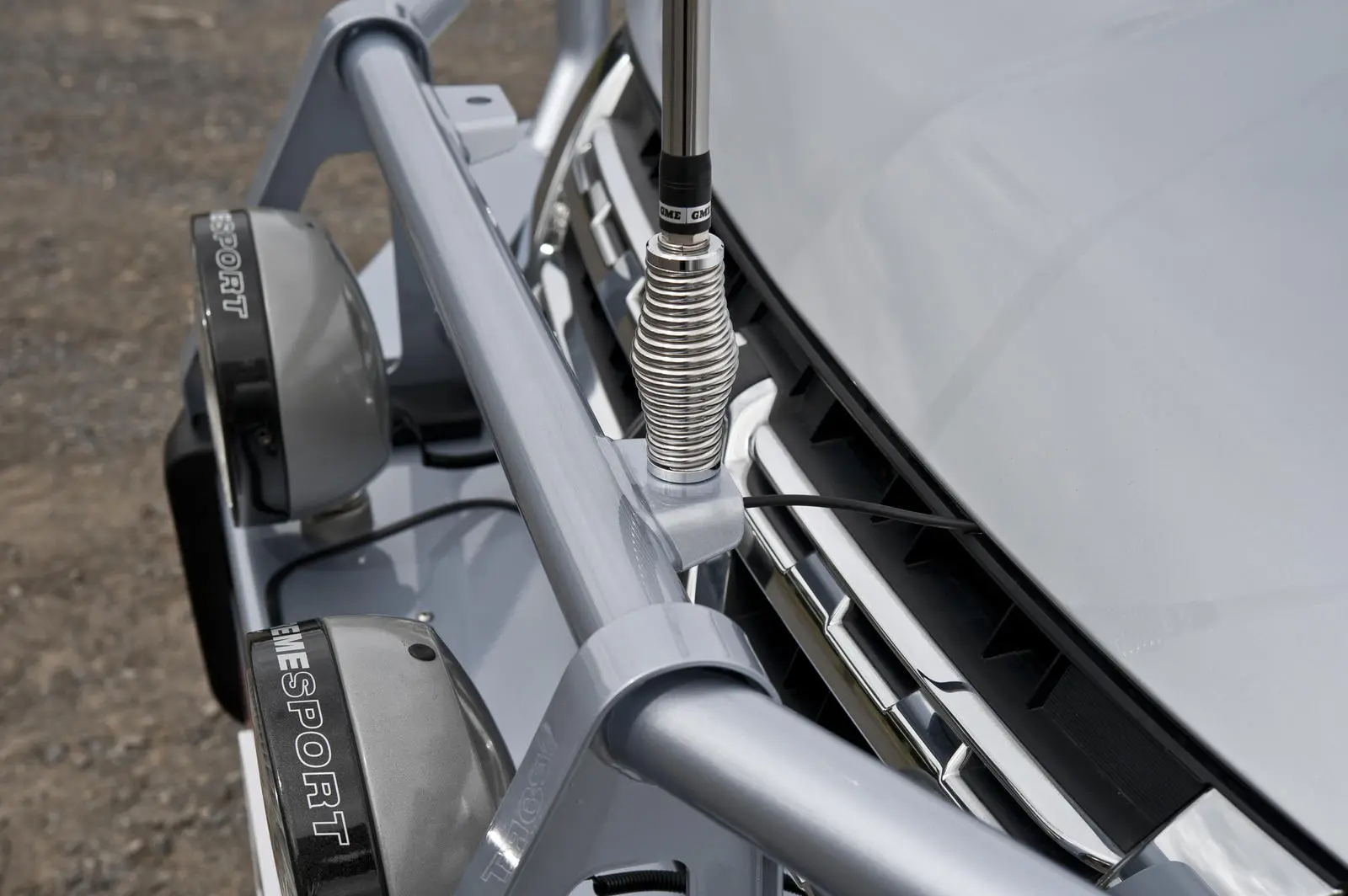 Бампер Pajero NW 11 on